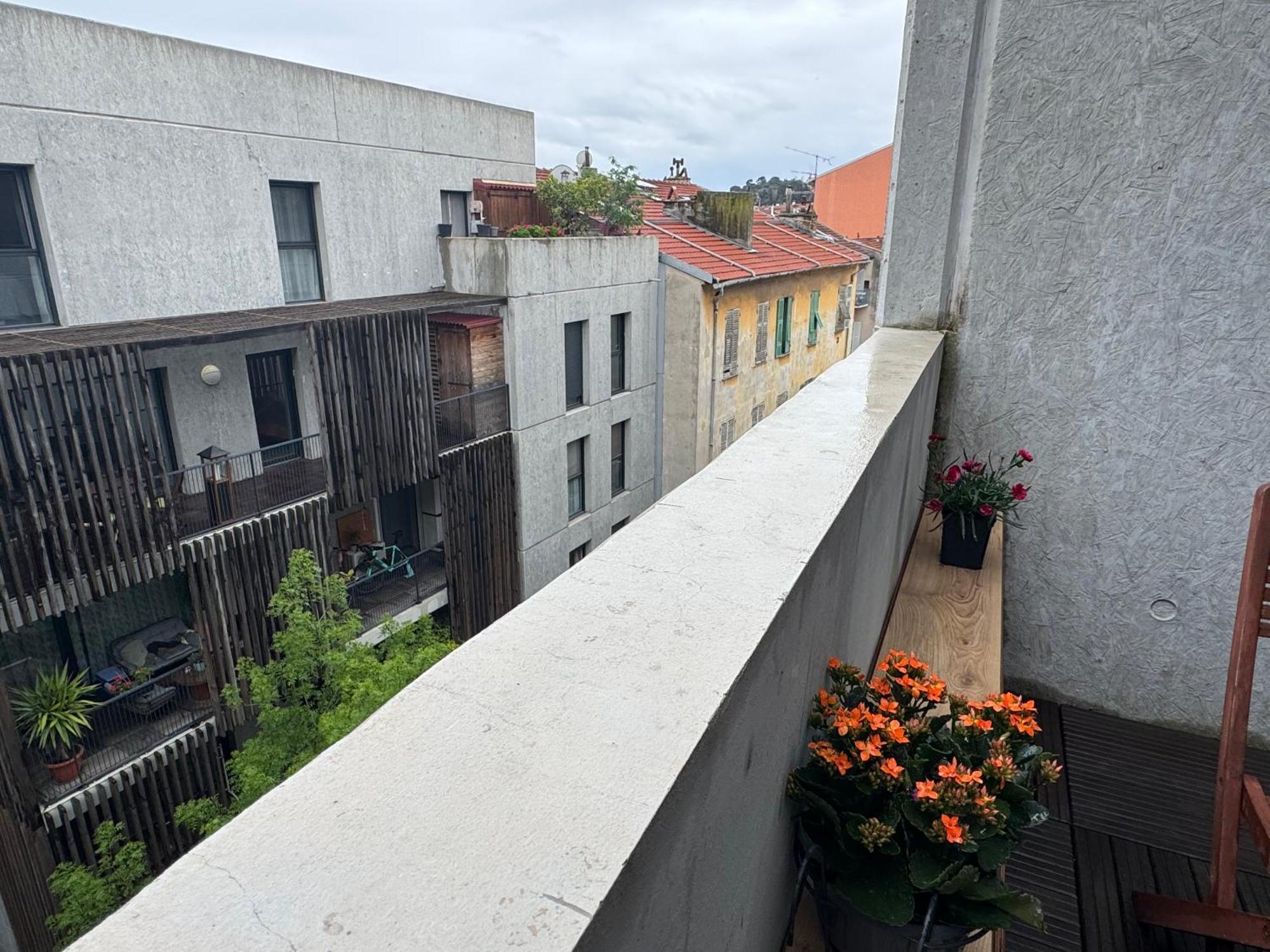 Beau Au Centre-ville De